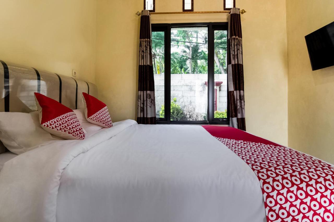 Отель Oyo 3050 Hotasi Seaview Syariah Аньер Экстерьер фото